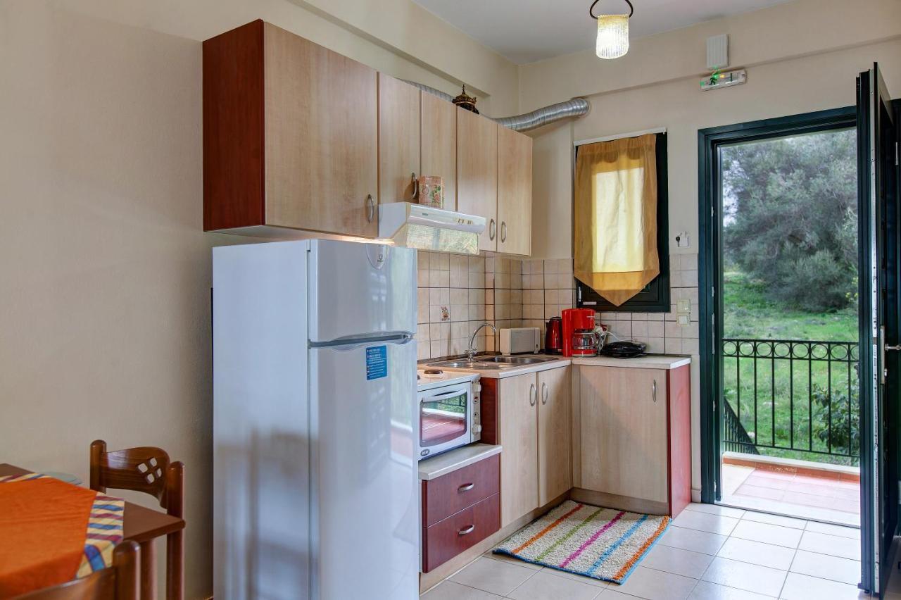 Koronisia Apartments Eksteriør bilde